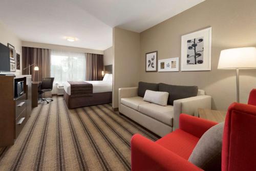 St. Cloud Hotel | Country Inn & Suites by Radisson, St Cloud West, MN