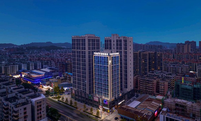 Taishan Hotel | Country Inn & Suites by Radisson - Taishan East Branch