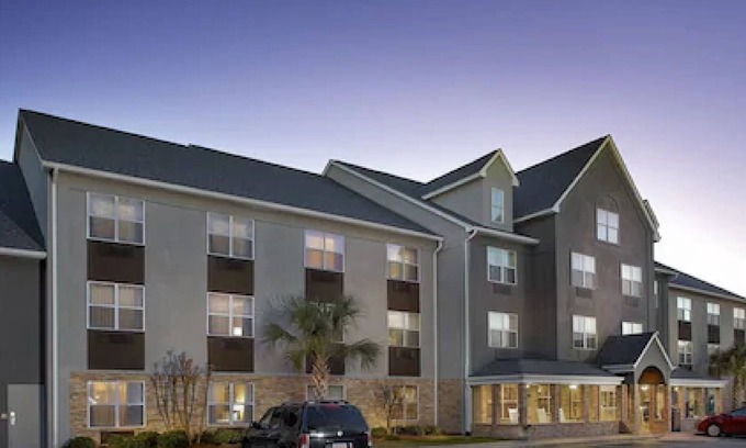 Cayce Hotel | Country Inn & Suites by Radisson, Columbia Airport, SC