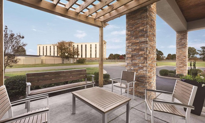 Dunn Hotel | Country Inn & Suites by Radisson, Dunn, NC