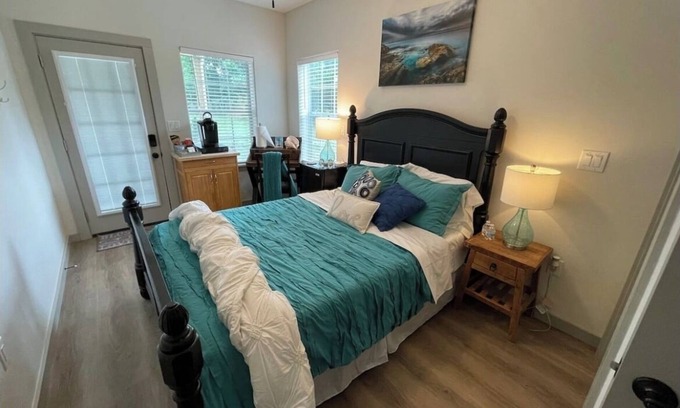 Hockley Apartment | Country Oasis Room - A