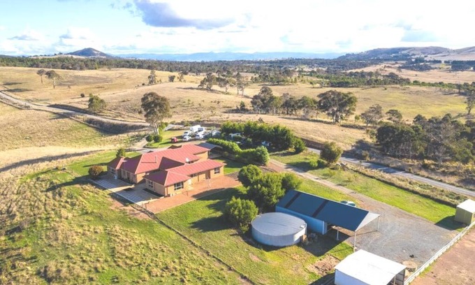 Springrange House | Country Paradise Estate