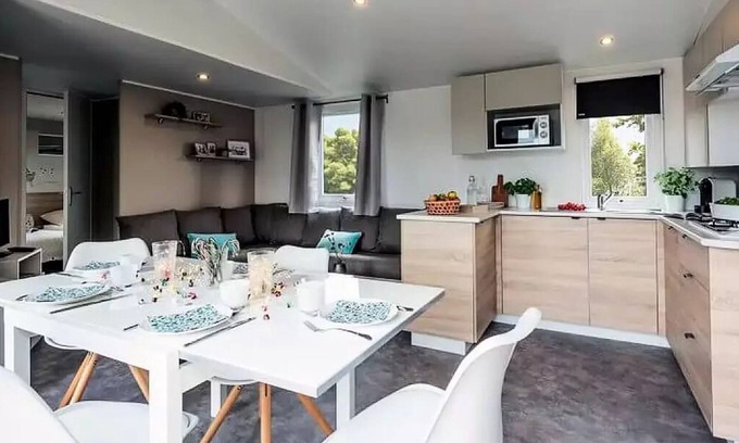 Touquin House | COUNTRY PARK TOUQUIN * - Castel Palace* with air conditioning 3ch 2sdb 6pers 6 persons