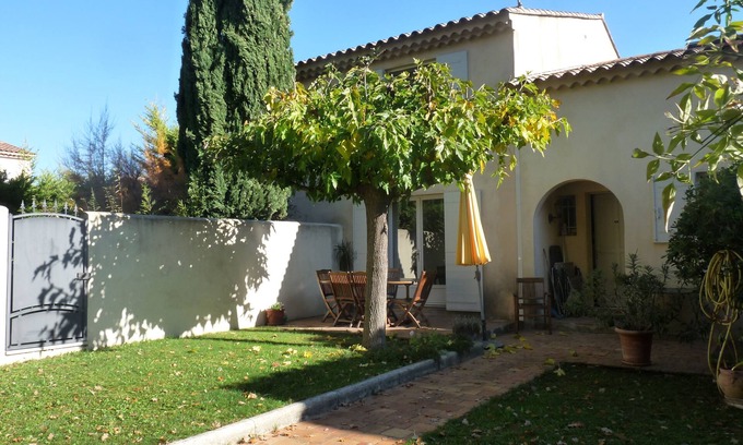 Aix-en-Provence House | country side, close to the city center