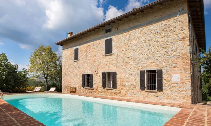 Bagni di Tabiano Villa | Country villa with swimming pool in Emilia Romagna