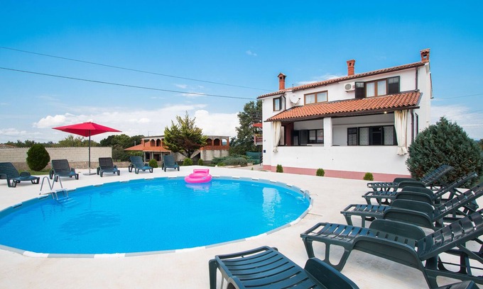 Sajini Apartment | Countryside holiday apartment for 6 persons, tranquil village retreat