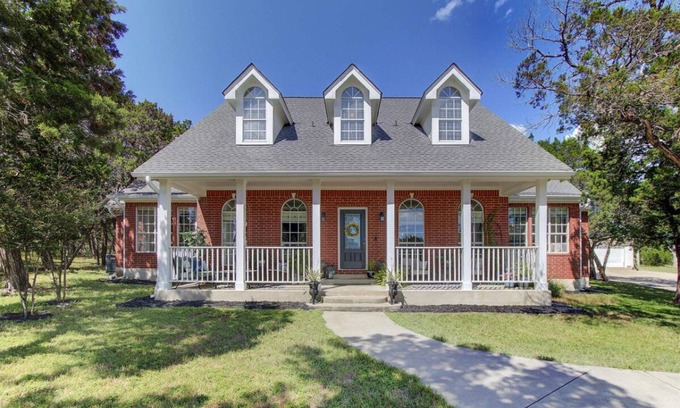 Brushy Creek House | Countryside Manor & Cottage with Pool by Whitetail Rentals