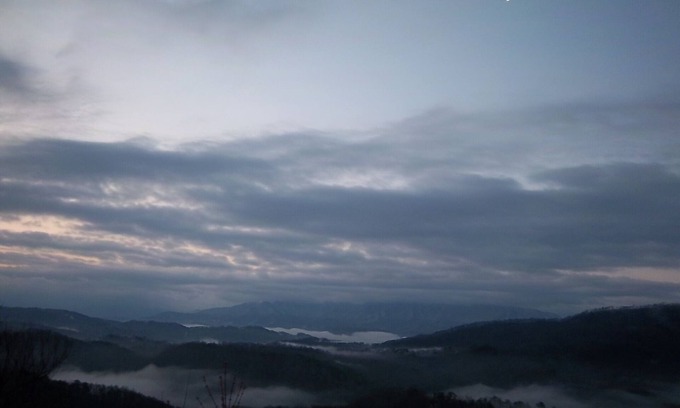 Gatlinburg - Pigeon Forge Cabin | Couples Romantic Paradise,Gorgeous View,Free HS WiFi,HTub,XM, Smart Home Theatre