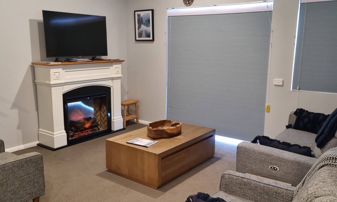 Perisher Valley Resort | Courtyard Loft (for 2), The Sables Resort Perisher