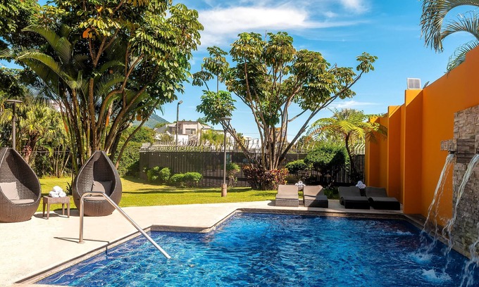 Antiguo Cuscatlan Hotel | Courtyard Marriott San Salvador
