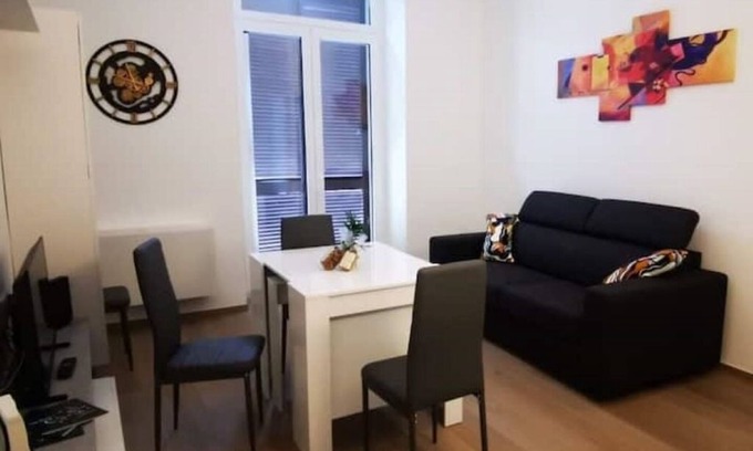 Triggiano Apartment | Cozy 1-bedroom apartment in charming Triggiano with WiFi, AC