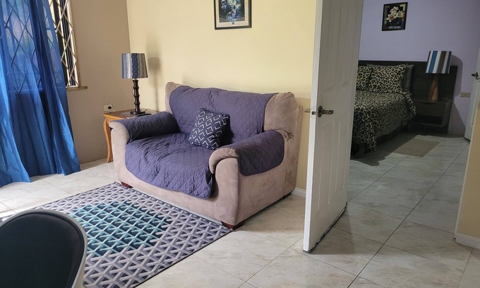 Mandeville Apartment | Cozy 1-bedroom apartment in charming Mandeville with WiFi, AC