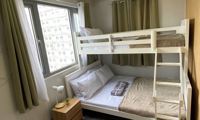 Project 8 Condo | Cozy 1-bedroom condo with AC, WiFi in charming Quezon City