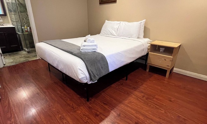 Mira Mesa Condo | Cozy 1-bedroom condo in best location of San Diego with pool, spa
