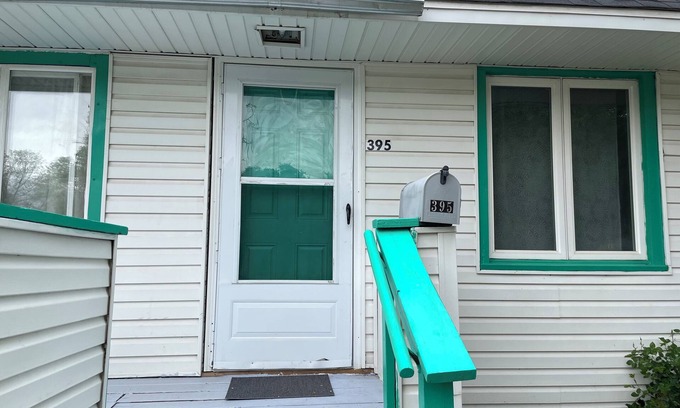 Mountain Home Apartment | Cozy 1-bedroom +Hide a bed apartment in beautiful Mountain Home with WiFi, AC