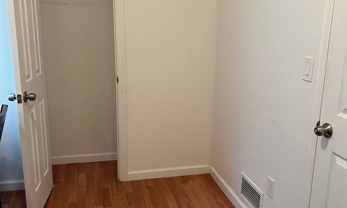 New Brunswick House | Cozy 1-bedroom house with AC and WiFi in marvelous New Brunswick
