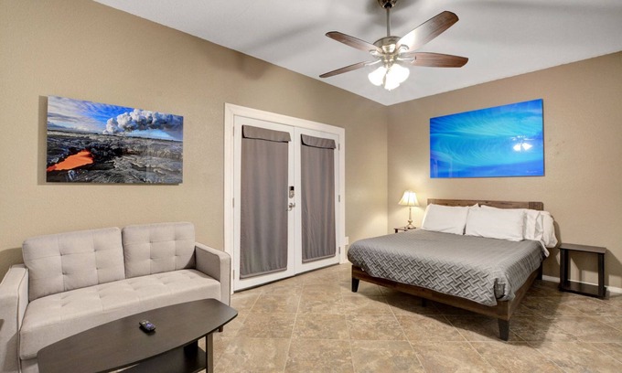 Canyon Gate House | Cozy 1-bedroom house in fantastic Las Vegas with AC, WIFI near Summerlin