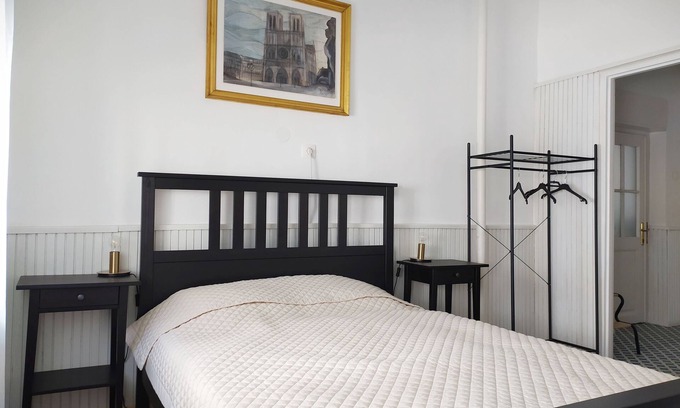 Keszthely Apartment | Cozy 1-bedroom studio in Keszthely centre with WiFi, streaming w/o kitchen