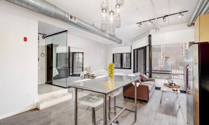 Brown and Stetson Business Apartment | Cozy 1st floor loft right in the heart of Old Town Scottsdale! BEST LOCATION!