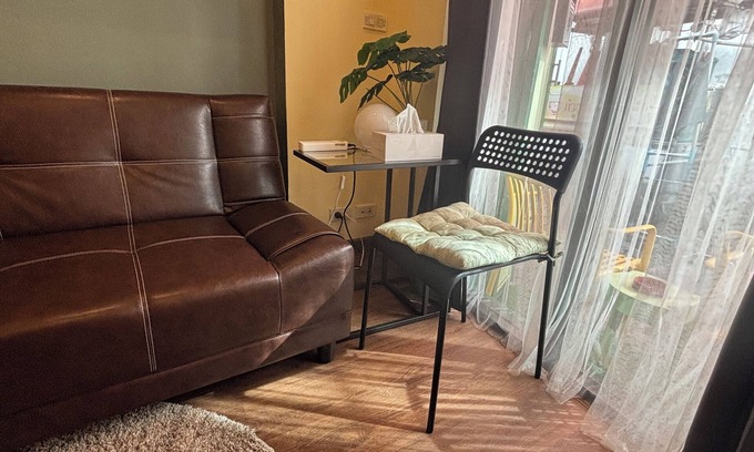 Talat Yot Apartment | Cozy 2-bedroom apartment with AC in Khaosan road