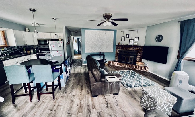 St. Helen House | Cozy 2 bedroom house easy access to trails and 2 private beaches!