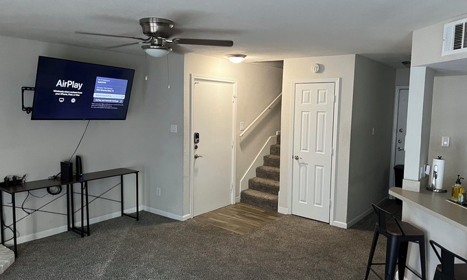 Southwest Carrollton Apartment | Cozy 2-bedroom apartment fully equipped with everything you need!