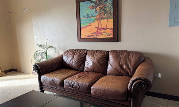 Flag Hill Apartment | Cozy 2-bedroom apartment in charming St Thomas with WiFi, AC, View