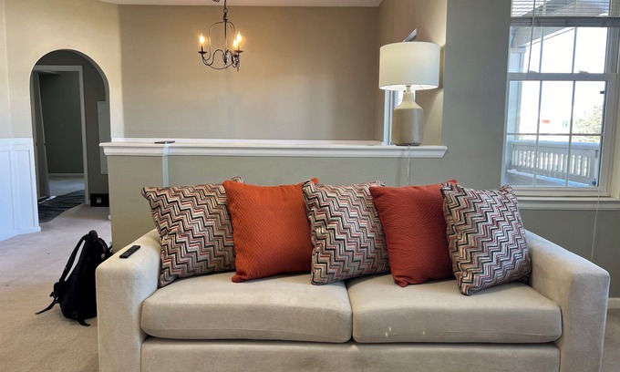 Parker Condo | Cozy 2-bedroom condo in fabulous Parker with fitness room, WiFi