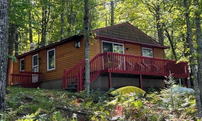 Iron River Cottage | Cozy 2-bedroom cottage on Stanley Lake near Ottawa National Forest.