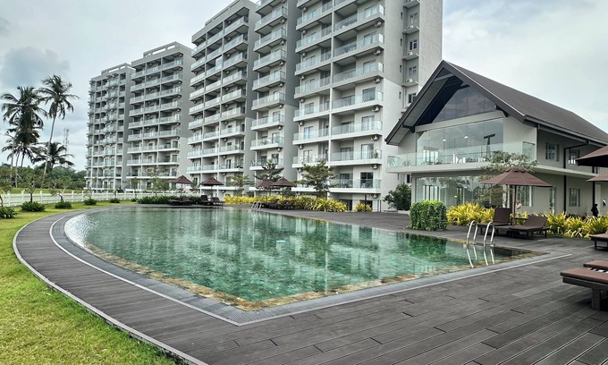 Polgasowita Apartment | Cozy 2-bedroom golf course apartment in charming Gonapola, Sri lanka