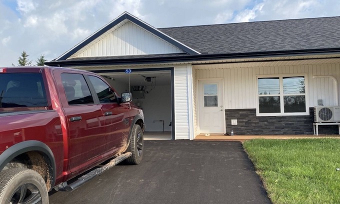 North Rustico House | Cozy 2-bedroom house in beautiful North Rustico with WiFi, AC