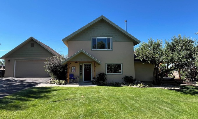 Durango - Purgatory House | Cozy 2-bedroom house in Durango next to a Pumpkin Patch!