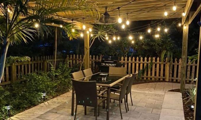 Melbourne House | Cozy 2-bedroom house in charming Melbourne with a private hot tub