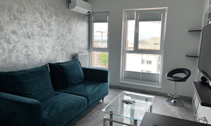 Militari Apartment | Cozy 2 Room Penthouse in the city