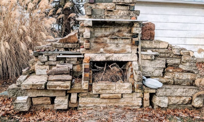 Davenport House | Cozy 2BR Home in Quiet Neighborhood