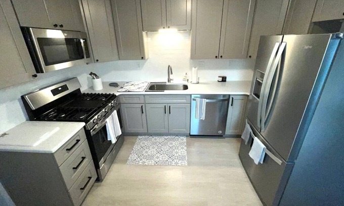 Winter Garden Cottage | Cozy 3 BR/2 BA Downtown Winter Garden Cottage property.