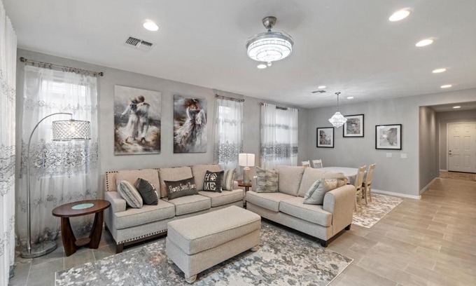 Casa Grande House | Cozy 4 bedrooms home in the heart of Casa Grande