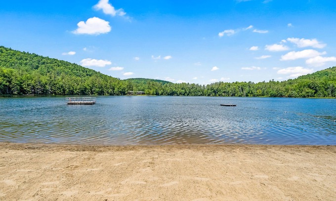 Chestertown Condo | Cozy Adirondack condo in quaint Chestertown, near Lake George & Gore Mountain