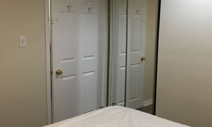 Churchill Meadows House | Cozy and comfortable basement apartment with separate entrance and car parking