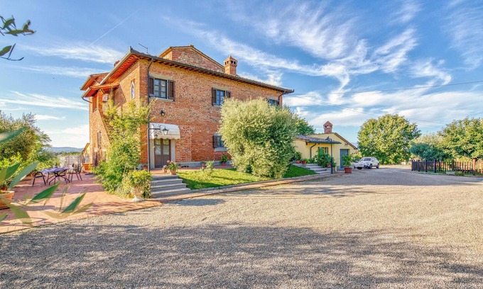 Alberoro Apartment | Cozy apartment in Monte San Savino -AR-