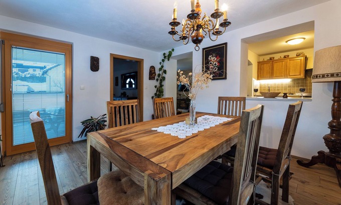 Mojstrana Apartment | Cozy Apartma Lana near mountains in Slovenia!