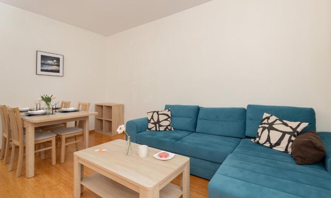 Wzgorze Swietego Maksymiliana Apartment | Cozy Apartment Batalionów Chłopskich in Gdynia by Noclegi Renters