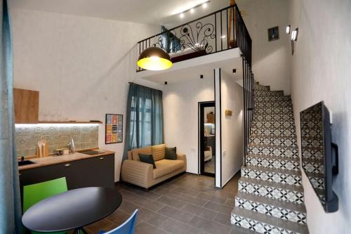 Tbilisi Apartment | Cozy Apartment in a very heart of Old Tbilisi