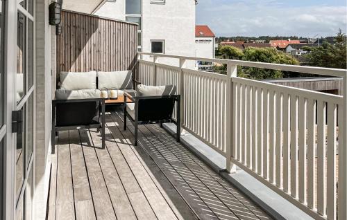 Blokhus Apartment | Cozy Apartment In Blokhus With Wifi