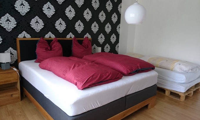 Merchweiler Apartment | Cozy apartment in the countryside