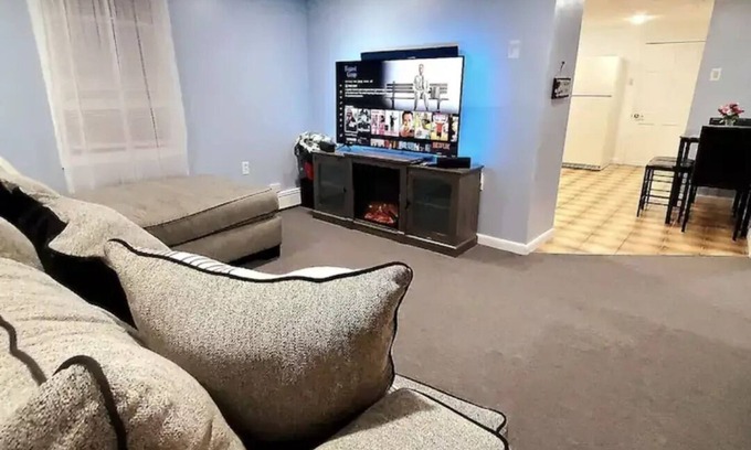 Ridgefield Park Apartment | Cozy apartment near all