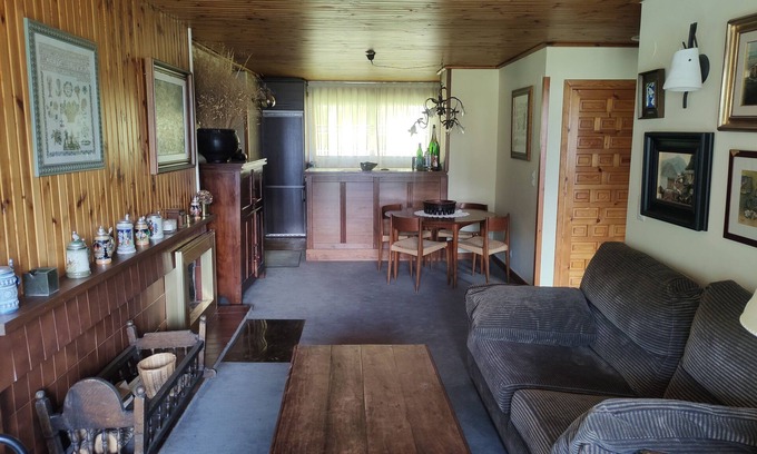 Candanchu Apartment | Cozy apartment with beautiful mountain views