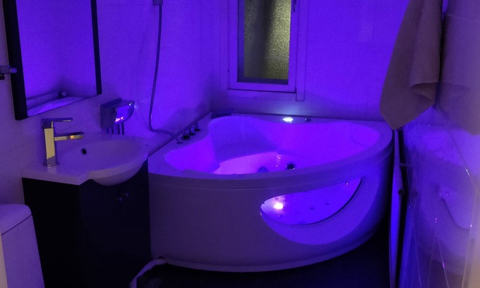Hameenkyla Apartment | Cozy apartment with HOT TUB near of Helsinki Vantaa Airport