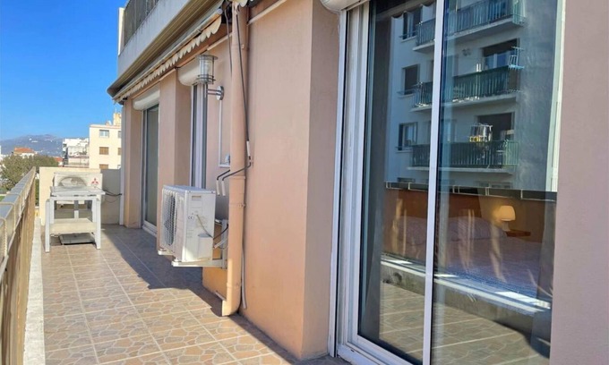 L'Arenas Apartment | Cozy Appartement AU Soleil