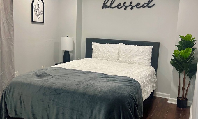 Woodbridge Apartment | Cozy apt in Woodbridge for short and long term rental. Everything Included!